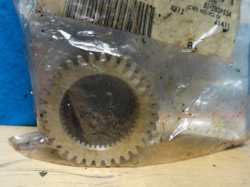 Genuine AC DELCO ~ GEAR ~ TRANSMISSION OUTPUT/COUNTER SHAFT OR CARRIER # 2409289 - Picture 5 of 5
