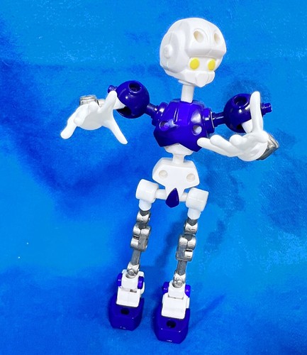 Metabot Figure Blue & White w/ Yellow Eyes Plastic & Metal 5" Name?