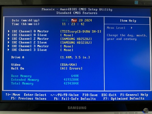 Shuttle XPC Barebone SD39P2 / Intel® Core™2 Quad Prozessor 2,4 GHz - Bild 11 von 14