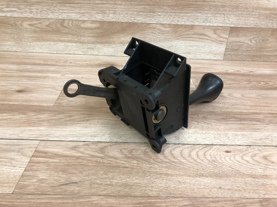 MERCEDES BENZ OEM W201 190 190E 2.3 16V COSWORTH PALANCA DE CAMBIOS PISO DELANTERO 86-87 Foto 3 de 4