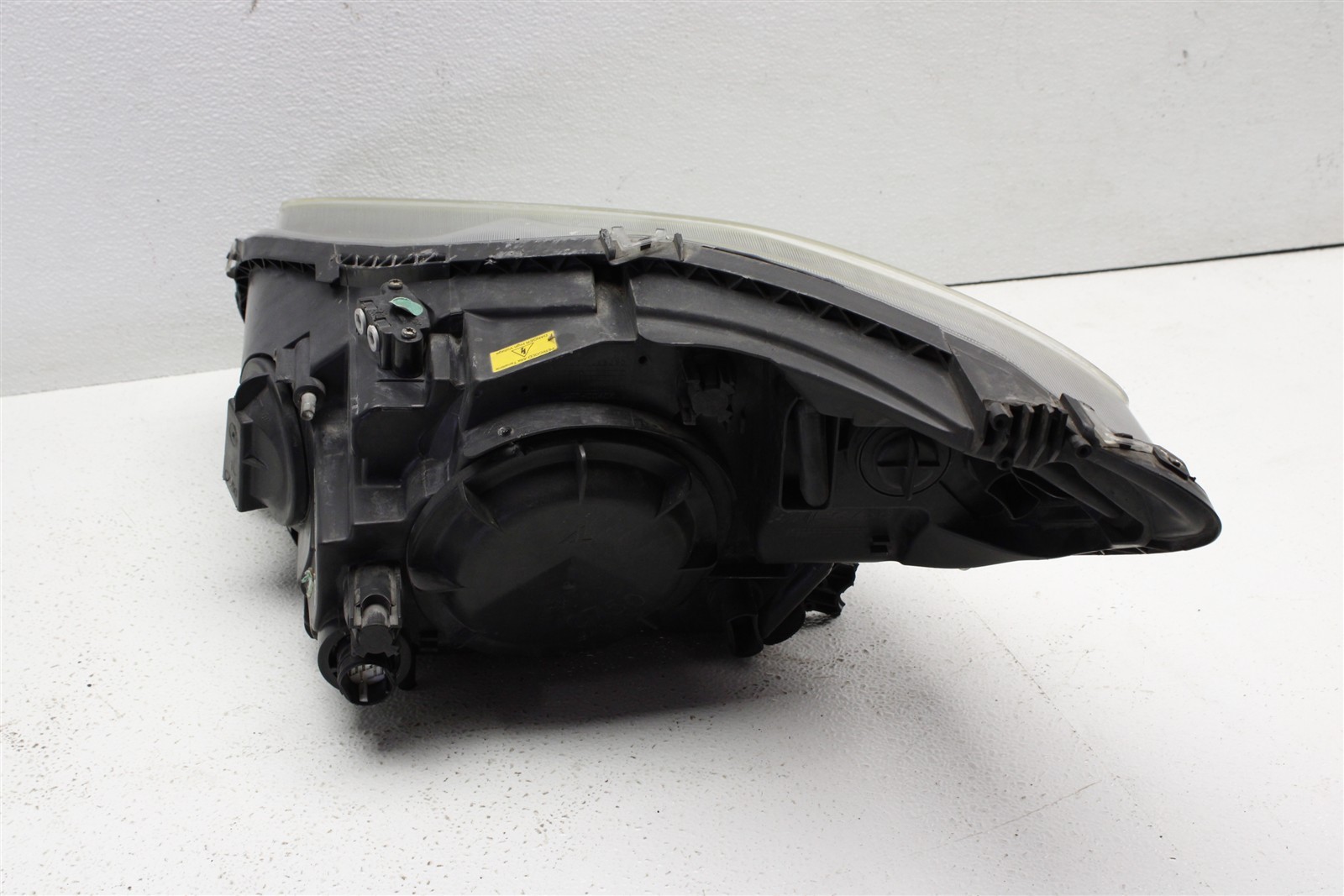 Maserati GranTurismo 2008-2011 Right Headlight