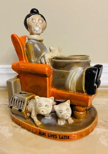 Yankee Candle 2017 Boney Bunch Nine Lives Later Cat Lady Votive Candle Holder - product listing photo