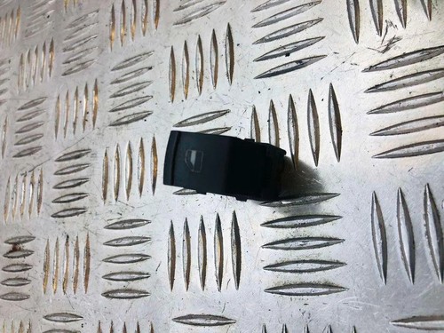 VW PASSAT B7 ALLTRACK 365 Schalter für Fensterheber hinten links 31814724