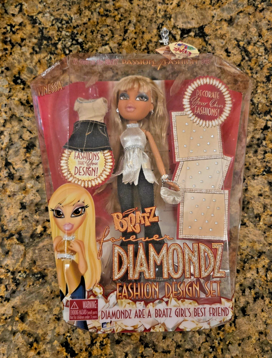 CHARLES/FANTASIA BELLES/freeze2枚セット【未開封】 Bratz lil Angelz Babyz Fairy Talez Roxxi #365 #371 #377 Bobble