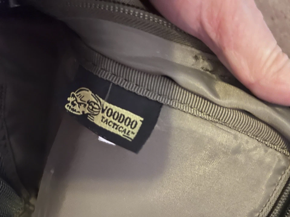 Mochila táctica vudú ligeramente usada Foto 3 de 4