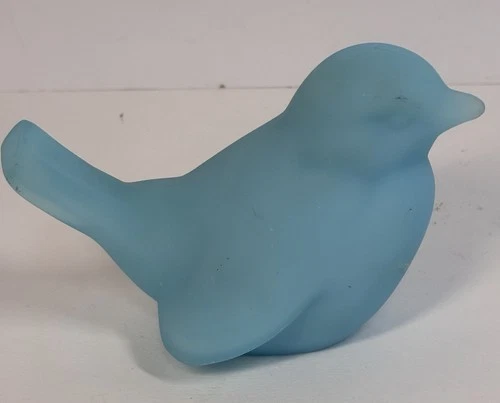 VTG Fenton Art Glass Blue Custard Satin Bird Songbird