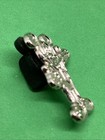 Mickey Chaser Pin Traders Statues Hidden Mickey 11 Of 20 Cast Members Disney Pin — photo 2
