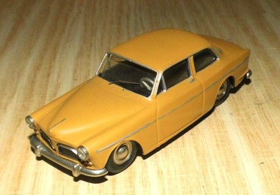Volvo Amazon, Tin Wizard 1:43,