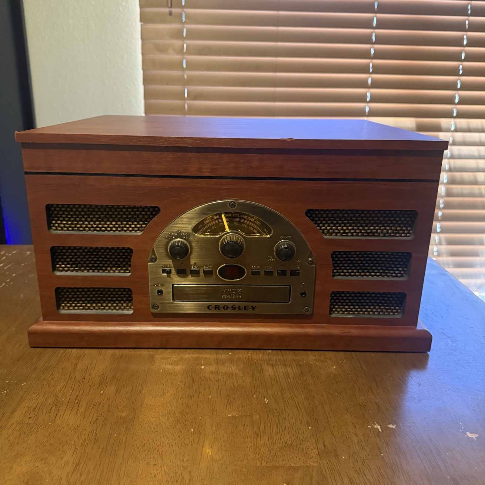 Crosley Rochester Bluetooth 5-in-1 Record Player,Radio & CD 