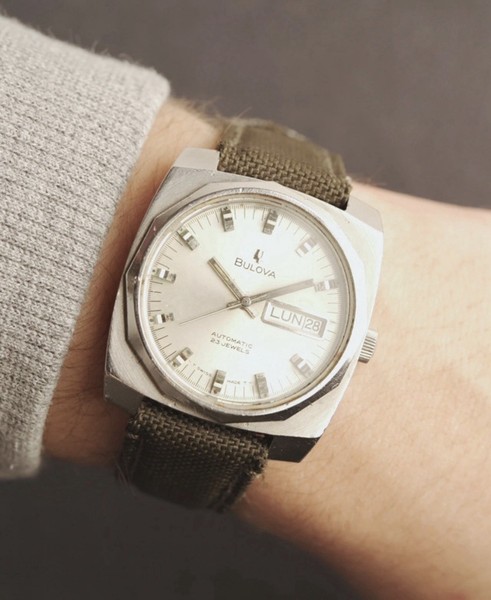 Bulova Automatic Octogonal Vintage