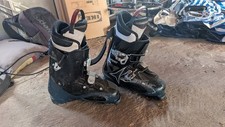 Ski Boots: Size 27/27.5 - Atomic Live Fit R90 Ski Boots