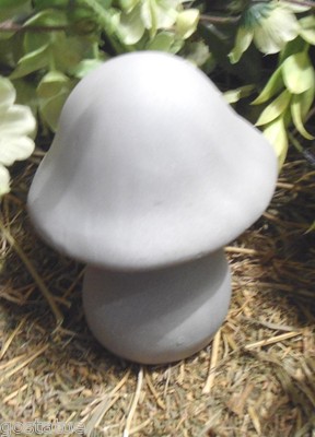 Latex mushroom mold plaster concrete casting mould 3.5''W at the cap x 4.5''H