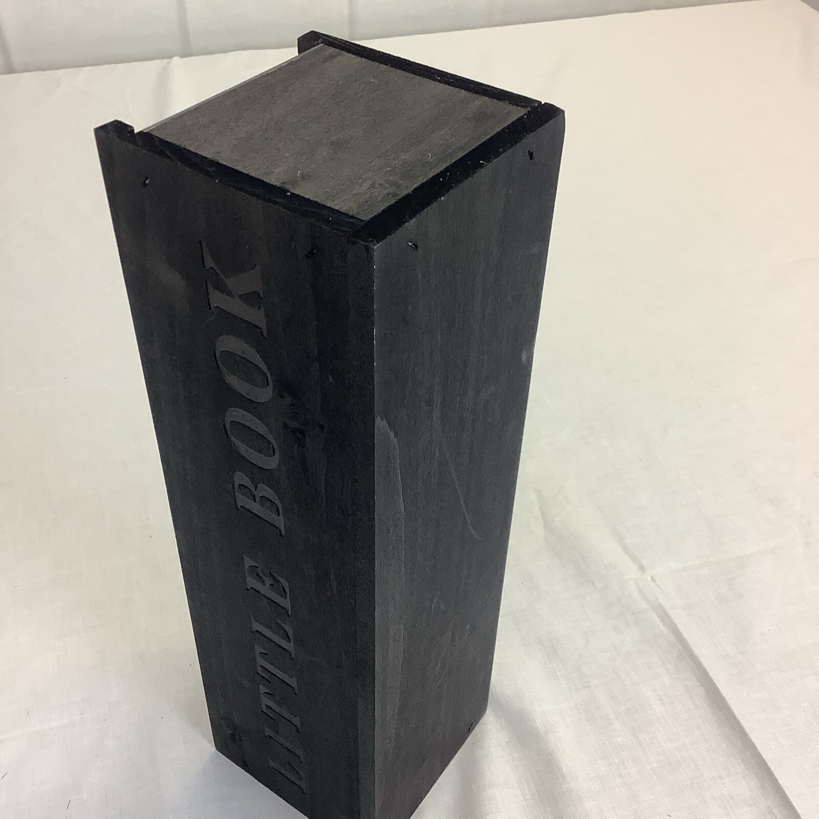 BOOKER’S Bourbon Freddie Noe Little Book Wooden Box 4x4x14  2022