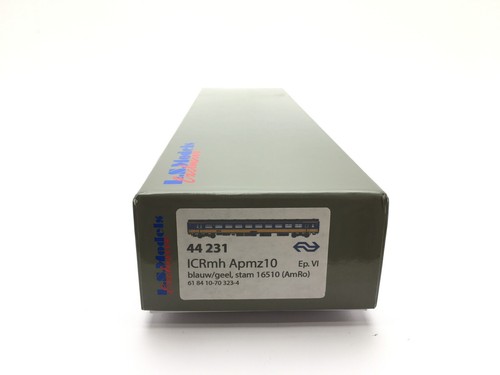 LS MODELS 44231 H0 Carrozza ICRmh di 1a Classe Apmz10 nella livrea Blu/giallo - Foto 6 di 6