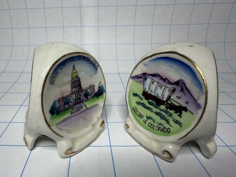 *Vintage 3 Sided Colorado Salt & Pepper Shakers [CHARITY]