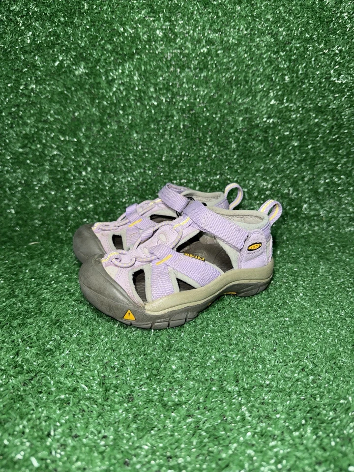 Sandalias Keen Venice H2 para niñas pequeñas talla 8 impermeables púrpura senderismo jugar al aire libre Foto 3 de 4