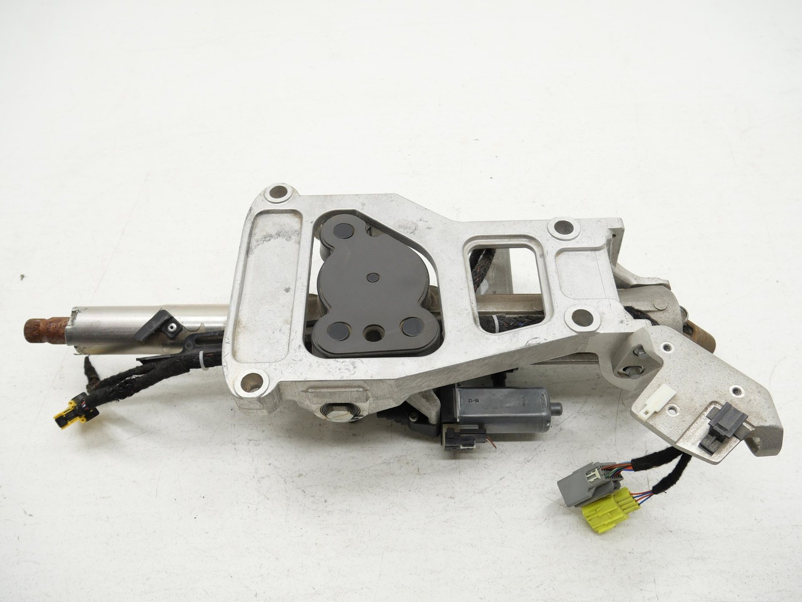 Used Electric Auto Adjust Steering Column Assembly 2020-2023 Mclaren GT OEM