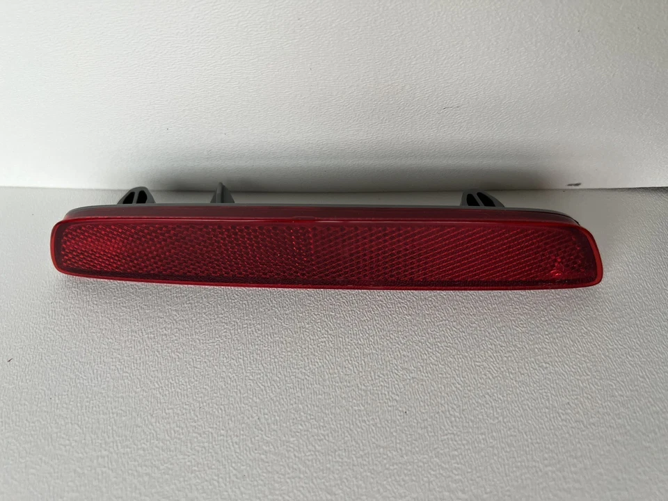 ¡NUEVO! GMC TERRAIN 2010-2015 MARCADOR LATERAL TRASERO REFLECTOR CONDUCTOR IZQUIERDO OEM 22950587 Foto 2 de 4