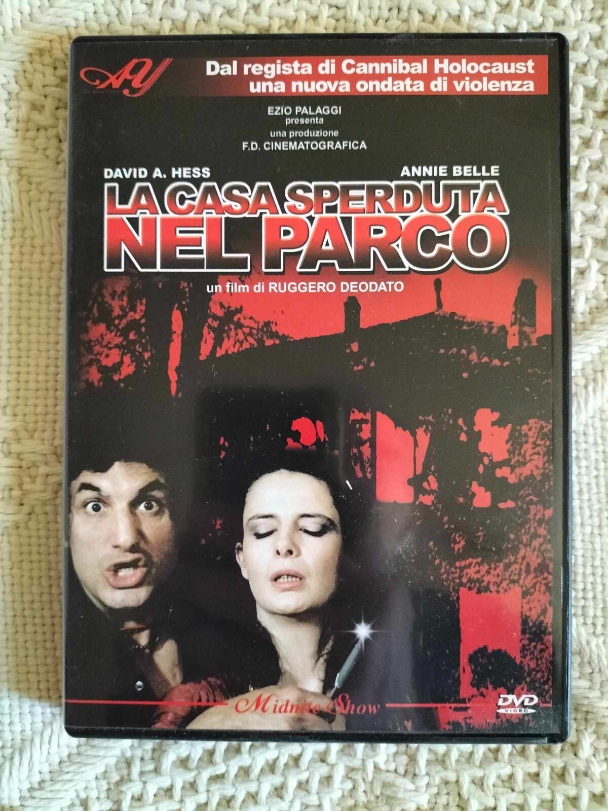 Foto 1 di 2