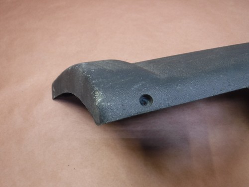 Jeep Cherokee XJ 97-01 Rear Driver Bumper Cap Factory OEM Free Ship - Picture 5 of 11