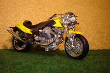 1:18 Moto Guzzi V 10 Centauro Gelb MAISTO 01169