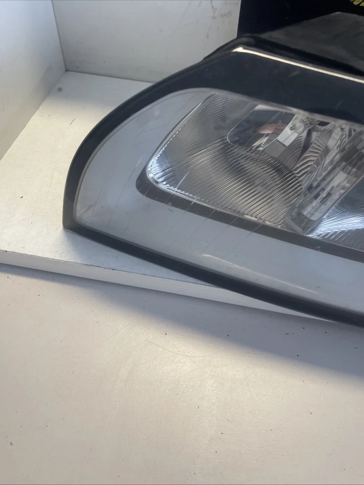 VOLVO V50 Scheinwerfer vorne links Licht 31265700 31265706 0302528001 - Bild 2 von 4