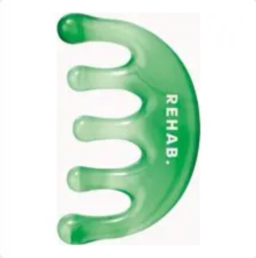 REHAB. Oiling Comb. Soothe & Stimulate Scalp.