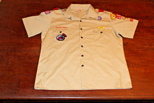 Boy Scouts of America BSA Men's Shirt Tan X-Large XL Sewn Patches Short Sleeve