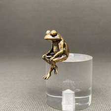 Brass Sitting Frog Figurine Sculpture