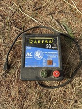 Chargeur de clôture électrique extérieur 50 miles pour porcs, chèvres, chevaux - Plug In