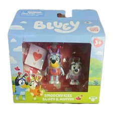 Moose Bluey Smoochy Kiss Bluey Muffin Action Figure Collection