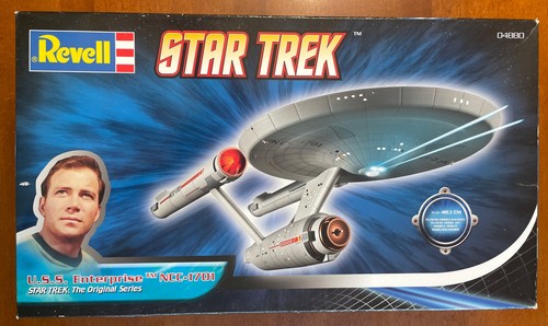 Star Trek USS Enterprise NCC-1701 Revell 1/600 unmontierter Raumschiff Bausatz #04880