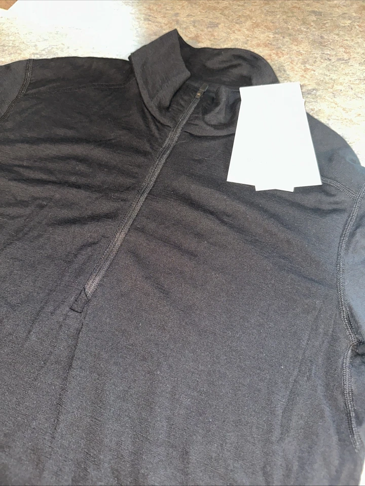 NWT Icebreaker Men's 200 Oasis Long Sleeve 1/2 Zip 100% Merino Wool SZ Med $115 - Image 2 of 4