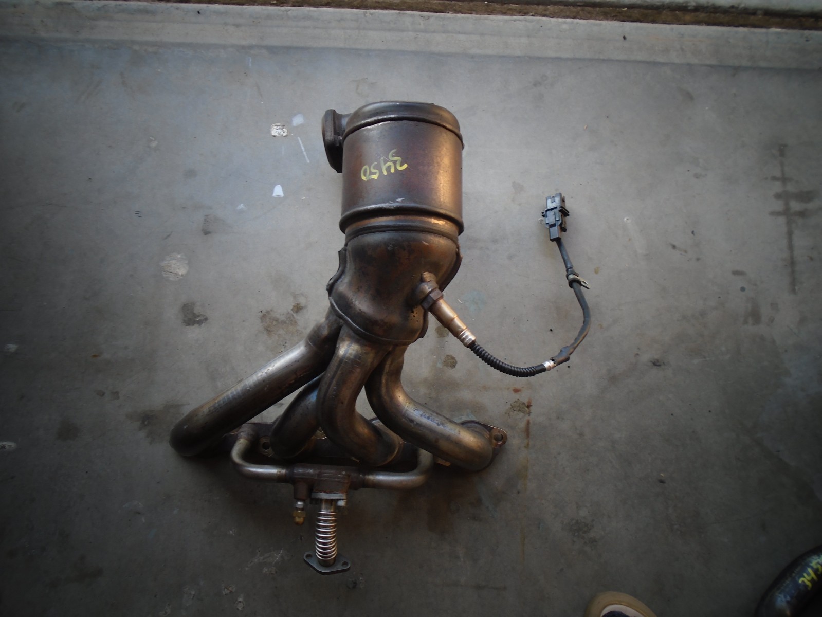 Maserati 4200 GT GranSport Spyder 2002-2007 Left Exhaust manifold