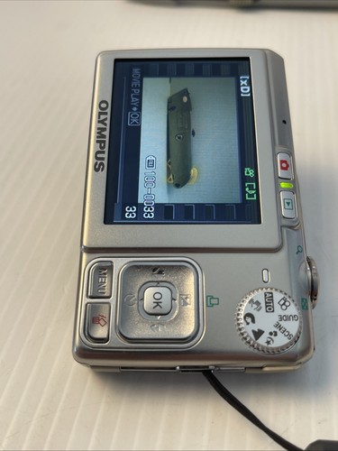 Olympus FE-230 7.1MP Digital Camera - Silver Working, With Issue READ!! - Picture 13 of 23