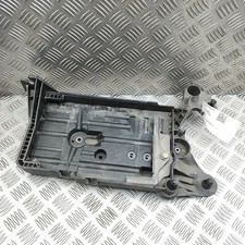 Bandeja portapilas SEAT ATECA KH7 5Q0915331K 1,5 gasolina 110 kw 2019 33509022
