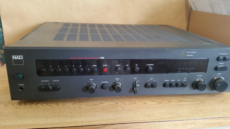 Vintage - NAD 7100 Monitor Series  -Two Chanel Stereo Receiver Works