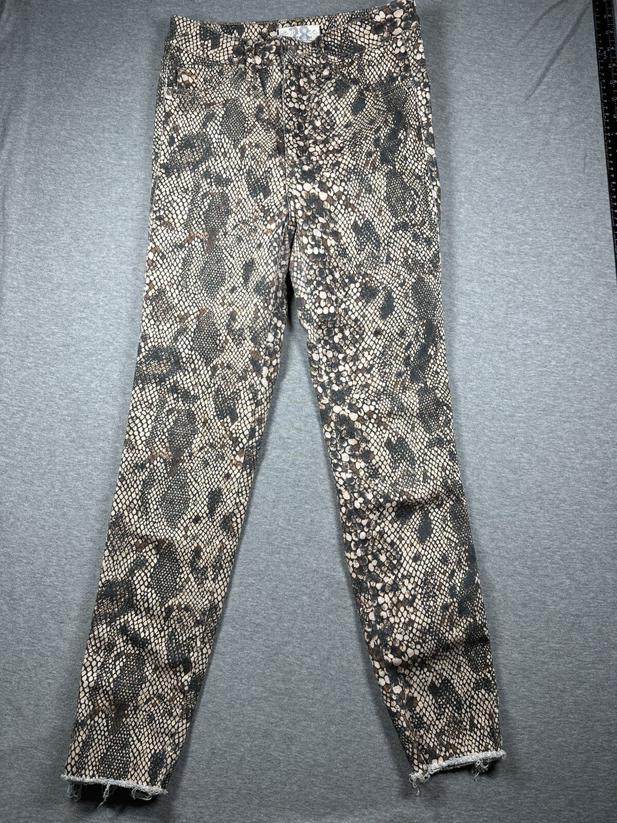 Foto 1 di 6