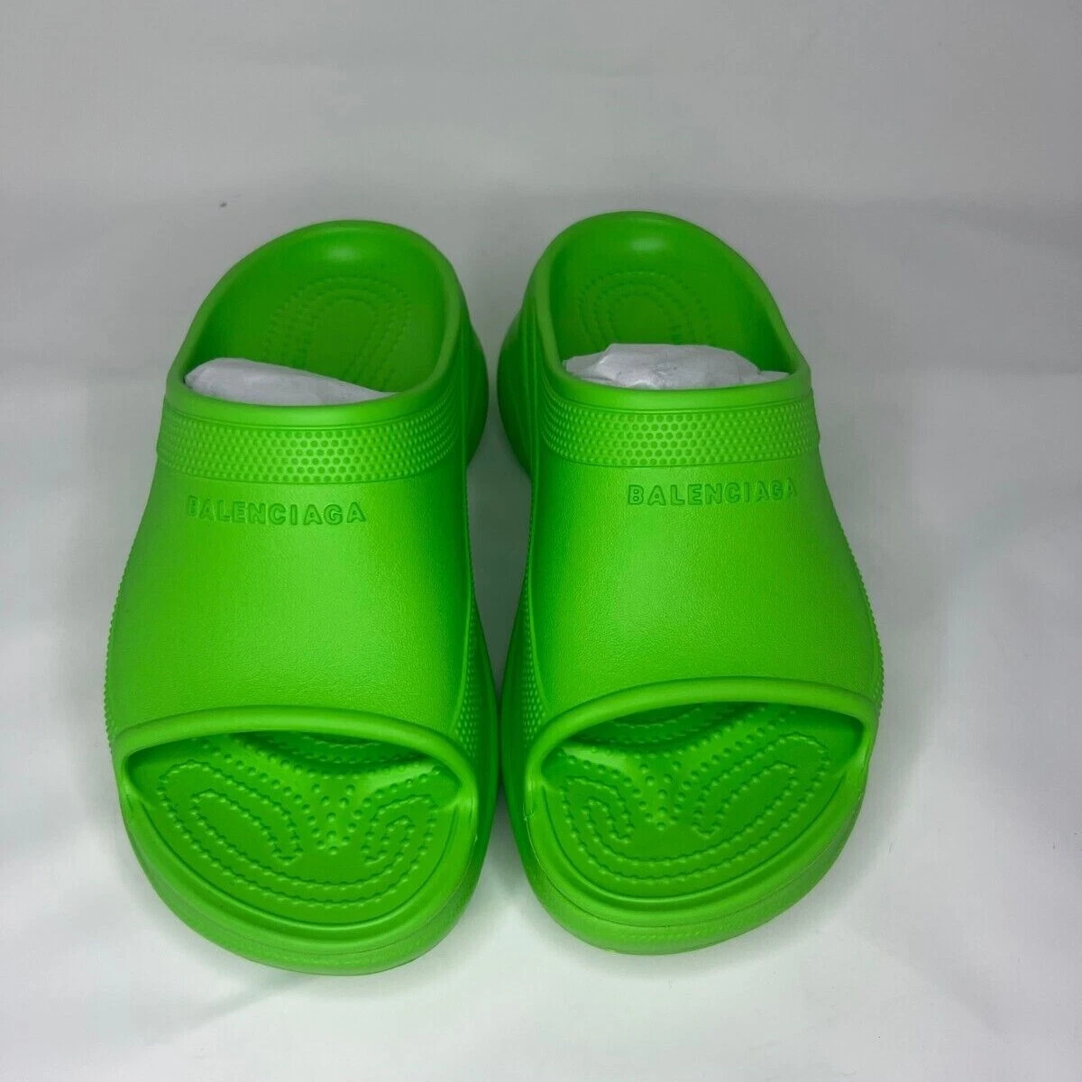 Collab crocs balenciaga top