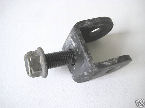 TRIUMPH TIGER 955i 709EN HALTERUNG FEDERBEIN 01-06