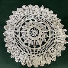 Vtg Hand Crochet Lace Doily Circular Table Mats Flower Large Pearlised Heavy