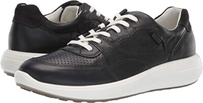 RTLS $170 ECCO SOFT RUNNER WOMENS BLACK LEATHER SNEAKERS SZ 38 (US 7-7.5)