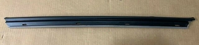 1993 - 1998 年 JEEP GRAND CHEROKEE GRAND WAGONEER WINDSHIELD REVEAL 模塑 55030365 — 第 2/4 张图片