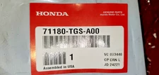 NEW OEM Honda Front Bumper License Plate Bracket 71180-TGS-A00 Passport 19-21