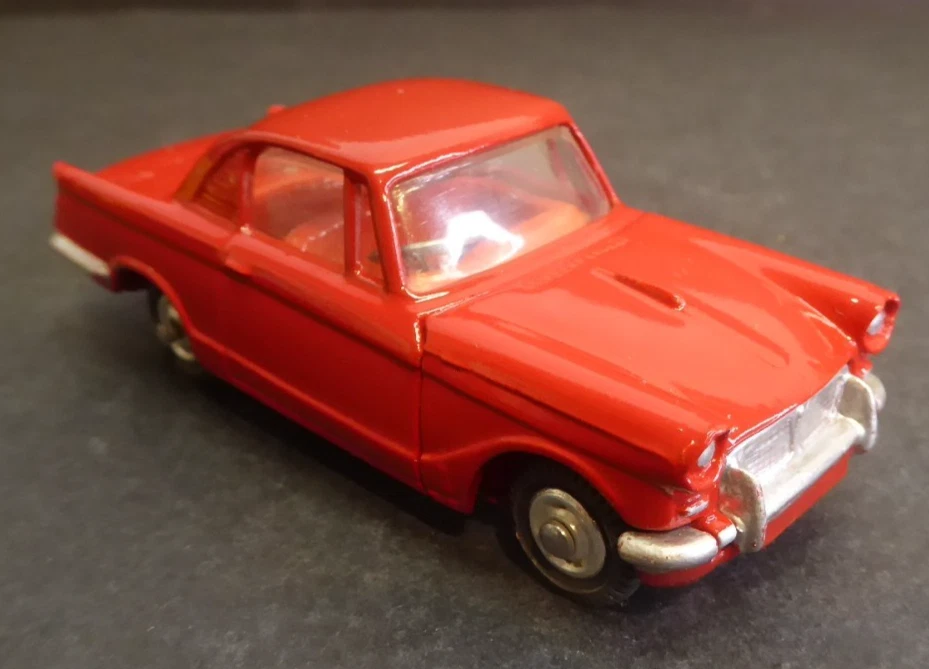 Miniature Corgi Triumph Herald Coupé 1/49 – Ixo – N°231 – Neuf