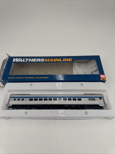 Coche de pasajeros Budd Coach HO Walthers Mainline 910-30205 Via Rail 85' C7 en caja | Zustand: New