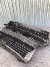 2013-2016 FORD FUSION FRONT ACTIVE RADIATOR VENT AIR SHUTTER OEM DS73-8475-AH