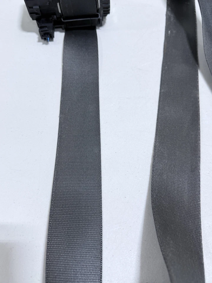 07-14 Jaguar X150 XK XKR Front Left Driver Seat Belt Retractor Black OEM #3579 - Image 3 of 4