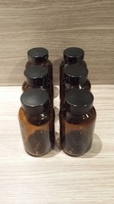 Sechs kleine braune Gläser 250 ml mit Schraubverschluss (kein Twist-off!).