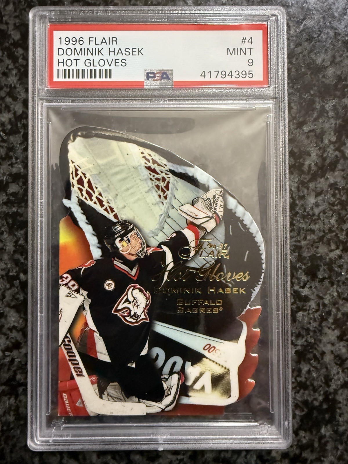 1996-97 Flair Hot Gloves Dominik Hasek #4 PSA 9 Mint Pop 4 None Higher